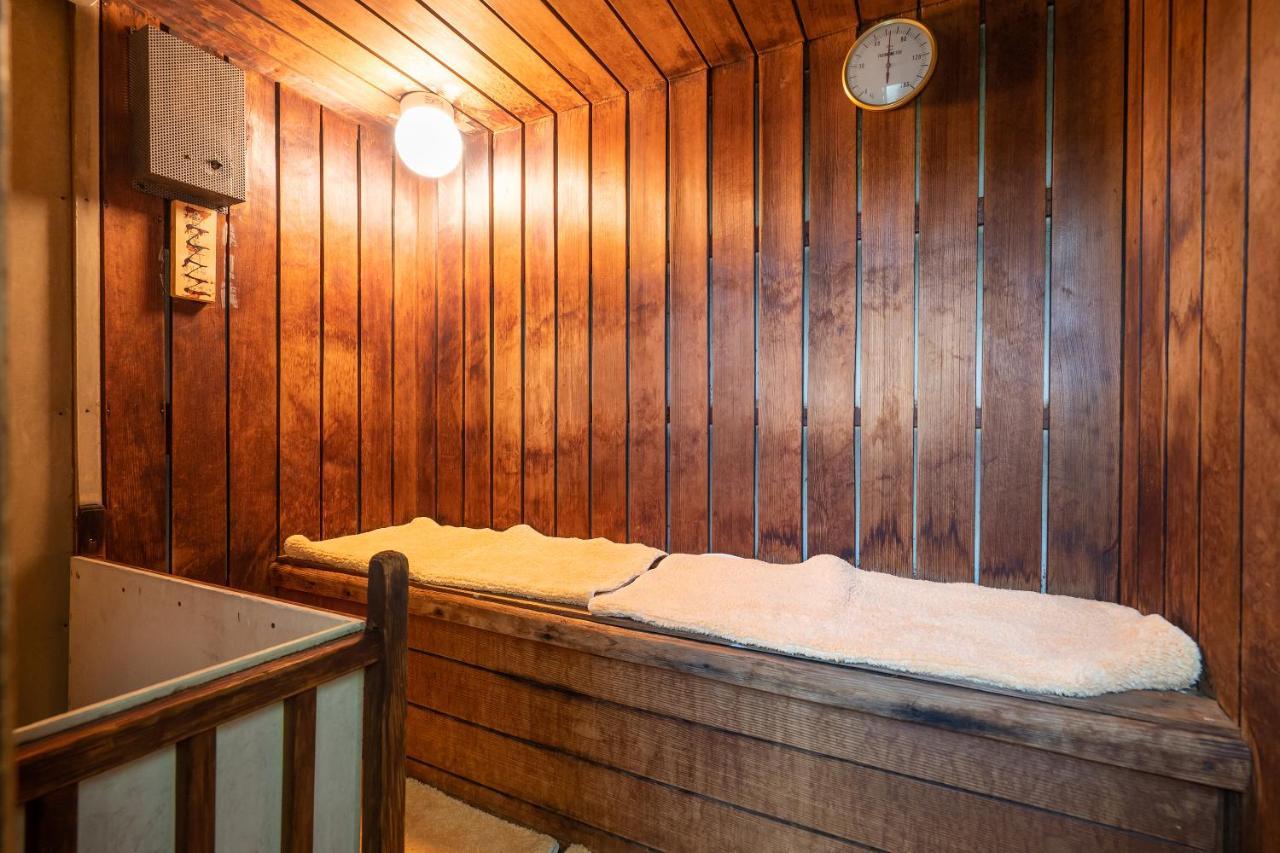 Oyo Tetora Akabane Hotel cápsula *
