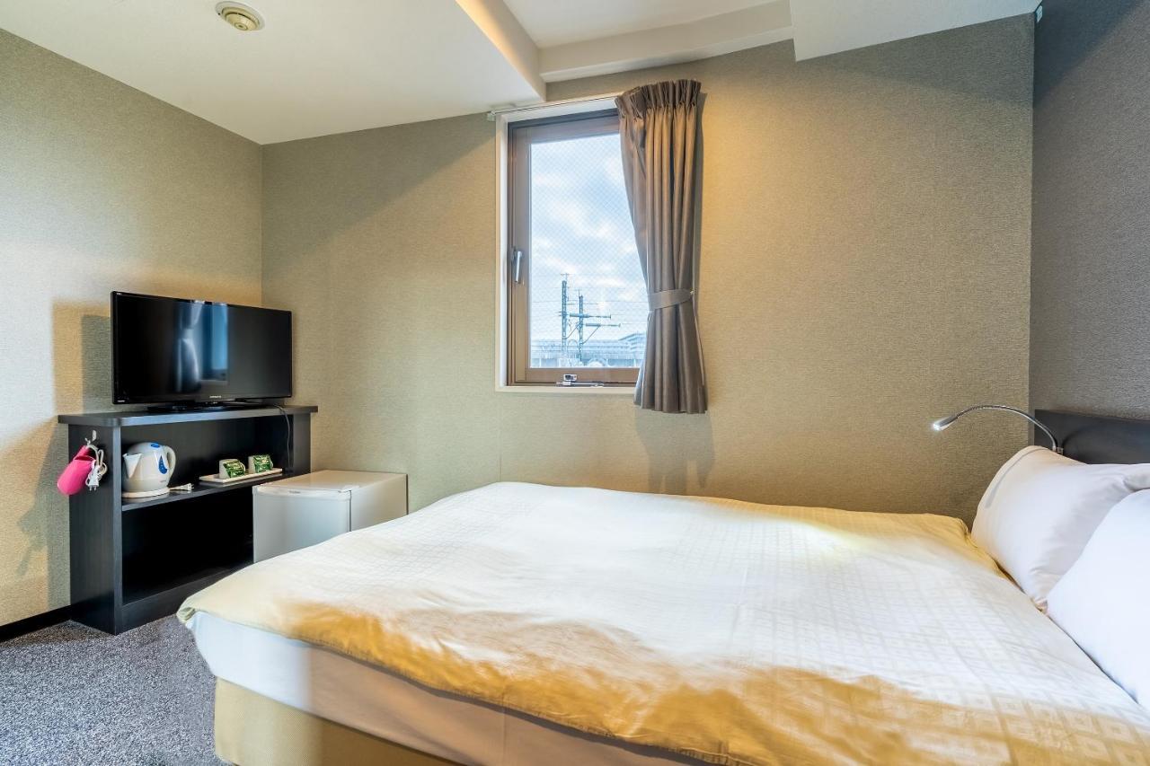 Hotel cápsula Oyo Tetora Akabane