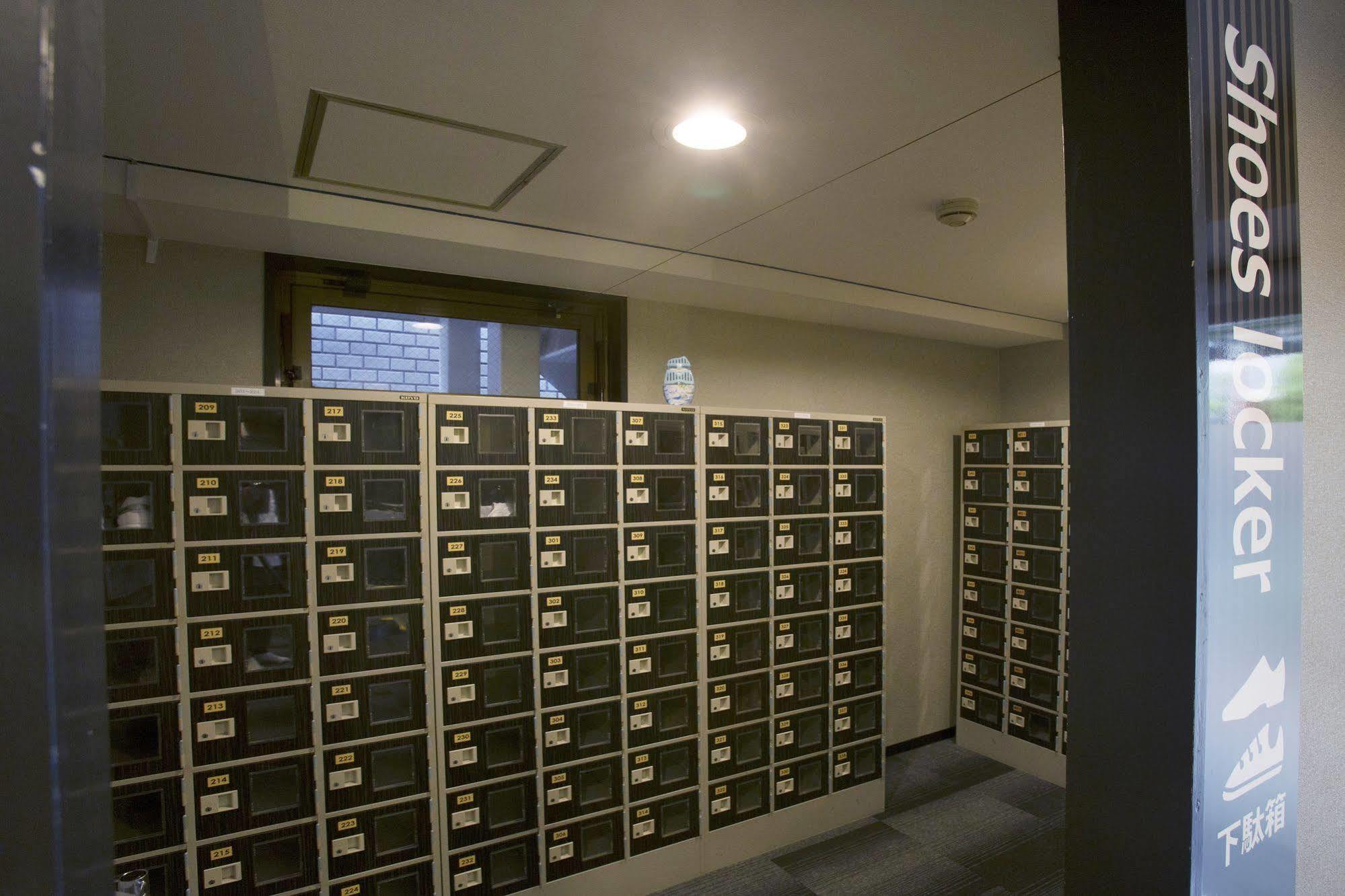 Capsulehotel Oyo Tetora Akabane